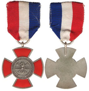 Kruis voor 25 jaar brandweerdienst van de Nederlandsche Vereeniging van Brandweercommandanten